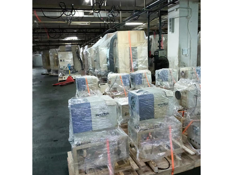 東莞長安某公司搬遷打包現(xiàn)場