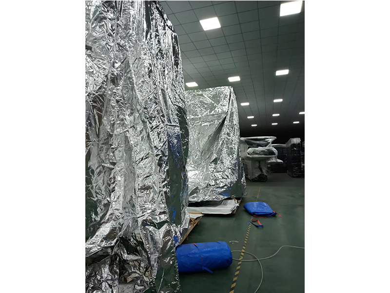 龍崗新能源重型木箱真空包裝